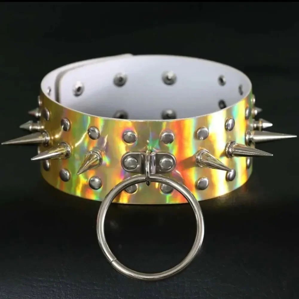 NWOT Holographic Gold Spike Choker Collar with O Ring